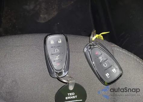 2019 Chevrolet Equinox Lt z USA, uszkodzony, nr VIN 3GNAXVEX4KL279419